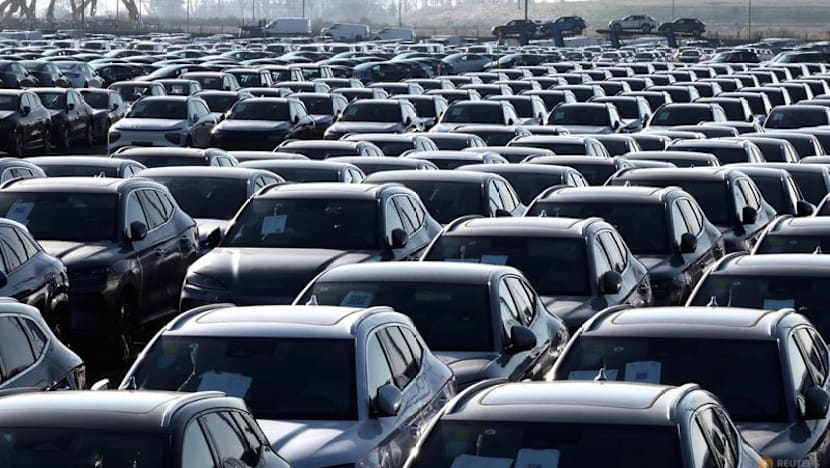 Commentary: The old carmakers are running on empty