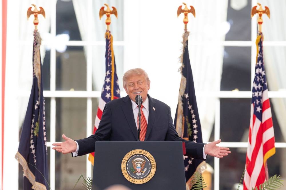 Trump triggers row with backing for united Ireland on trip to Dublin