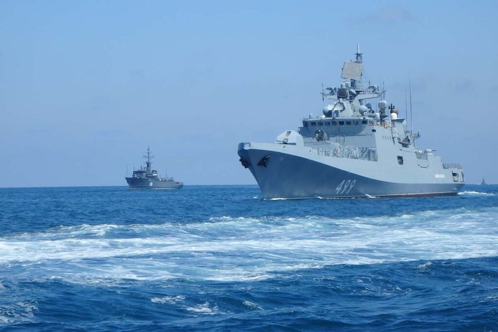 Two Kalibr-carrying frigates, a missile ship, a patrol vessel: Ukraine hit four Russian warships in one night at Novorossiysk
