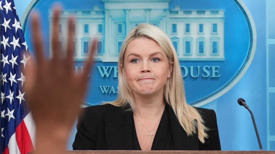 White House: Trump: Spokesperson Leavitt to leave at end of month