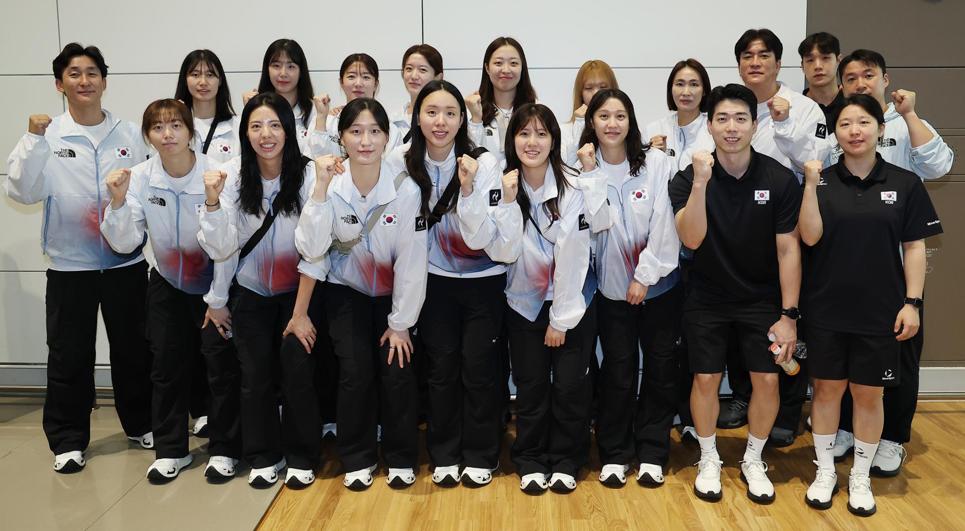 Women's volleyball team heads to Japan with sights set on redemption