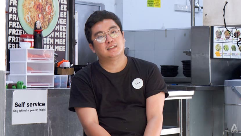 From S$10,000 salary to hawker stall: This 30-year-old chooses Hokkien mee over tech job