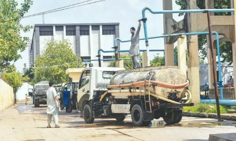 Agreement signed to lay Rs14bn water line in Karachi from Dumlottee to DHA