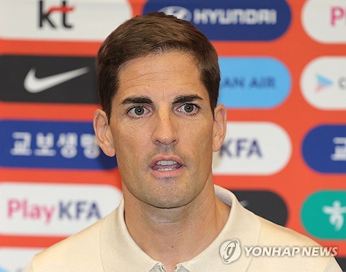 Temporary coach wants to make people proud of nat'l football team