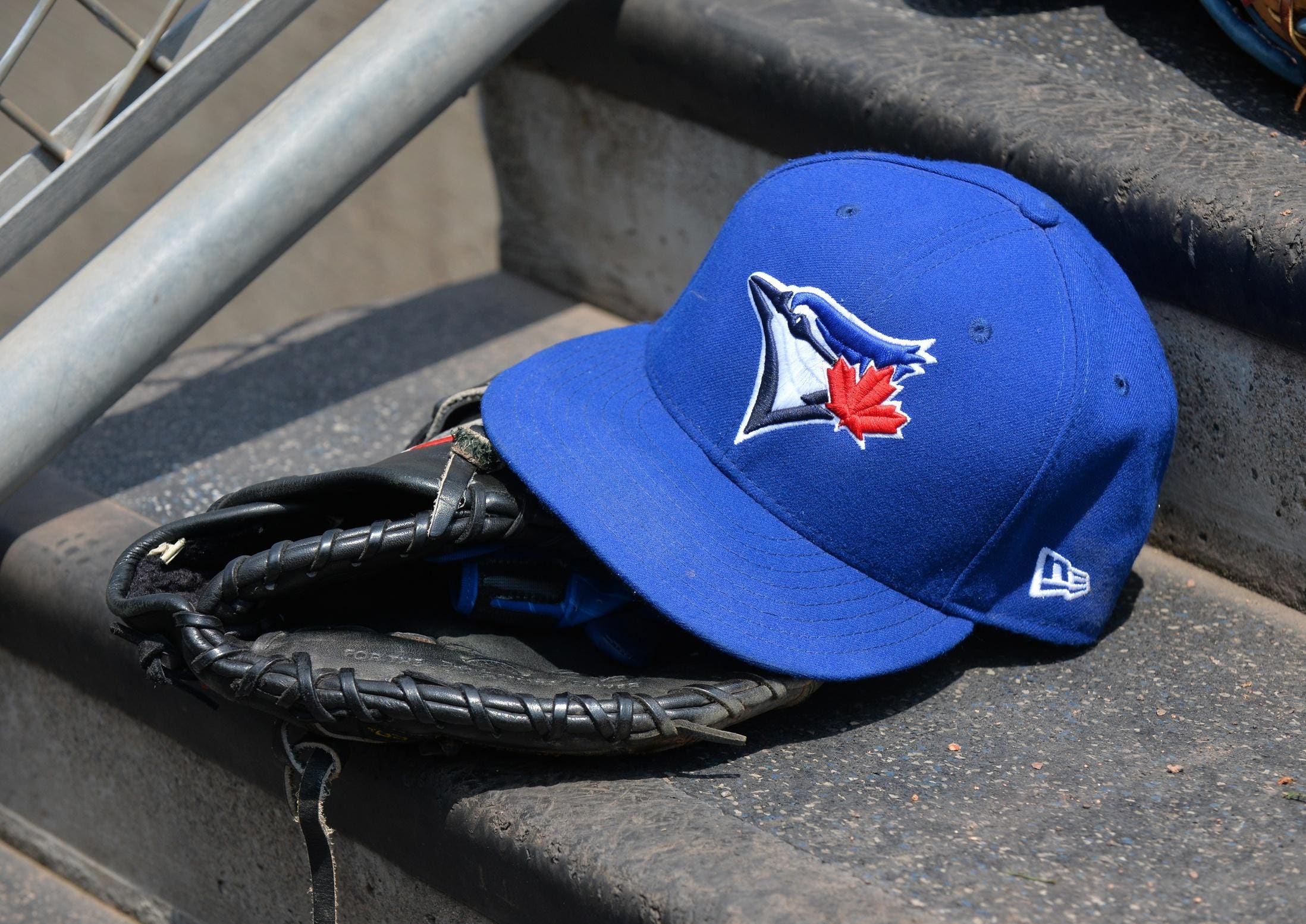 Blue Jays’ Veteran Castoff Leaves New Team Amid Shutout Debut