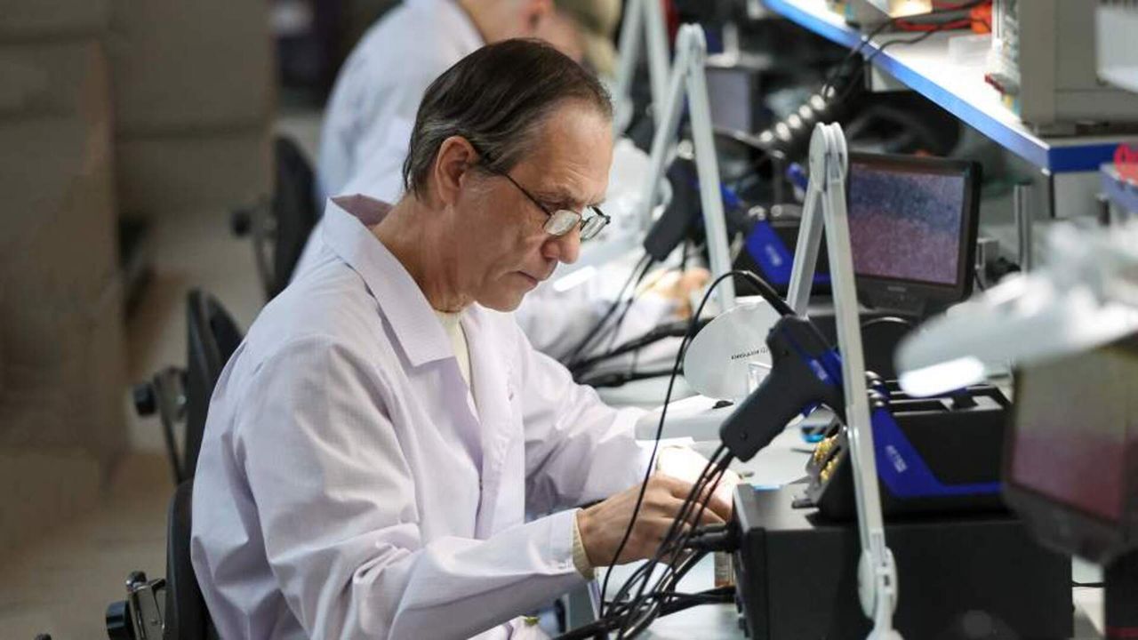 Russian startup claims it could produce silicon wafers in five minutes instead of two weeks, but trillion-dollar IMEC doesn't have to worry