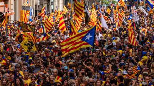 Catalunya’s national day draws thousands onto streets – turnout rebounds from historic low as rift deepens in independence movement