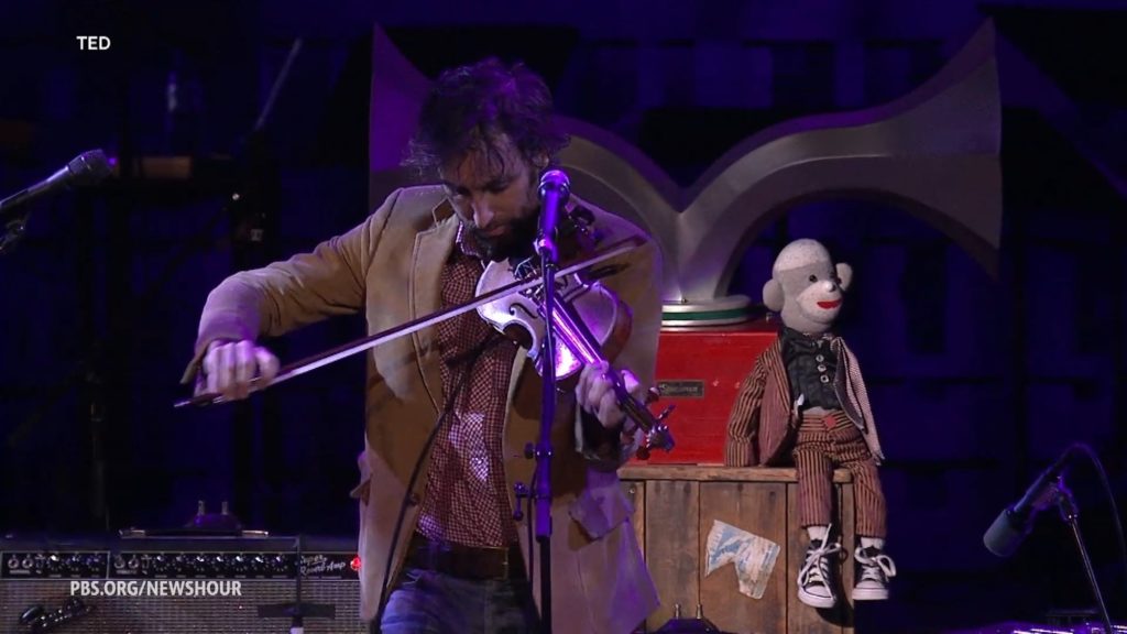Andrew Bird takes eclectic compositions to symphony stages