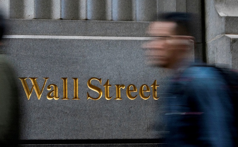 US stocks mostly up after data shows slightly lower inflation in July