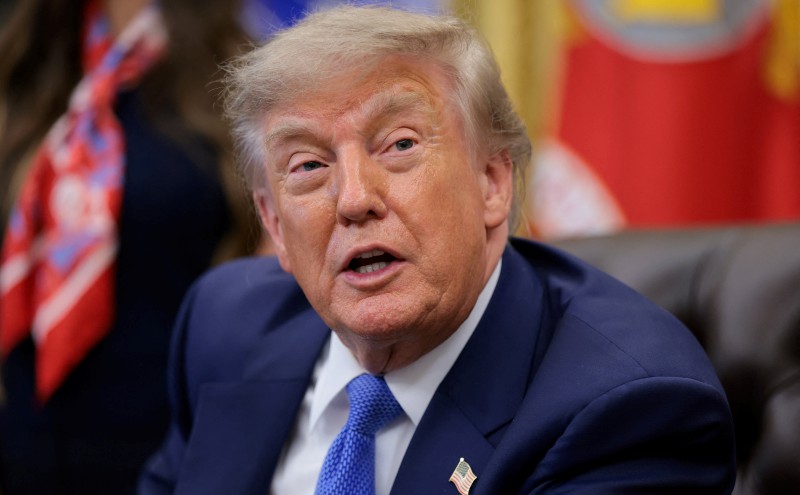 Trump 'low-key' bets on economic pressure against Iran