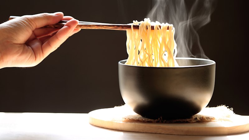 How eating too close to bedtime hurts your gut, heart, brain and weight