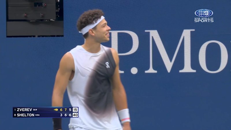 Shelton sends final into fourth set