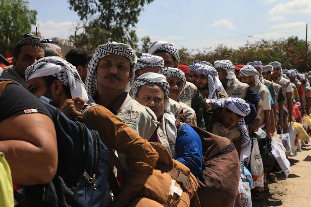 Road to key Yemeni city reopened after Houthis advance along Red Sea