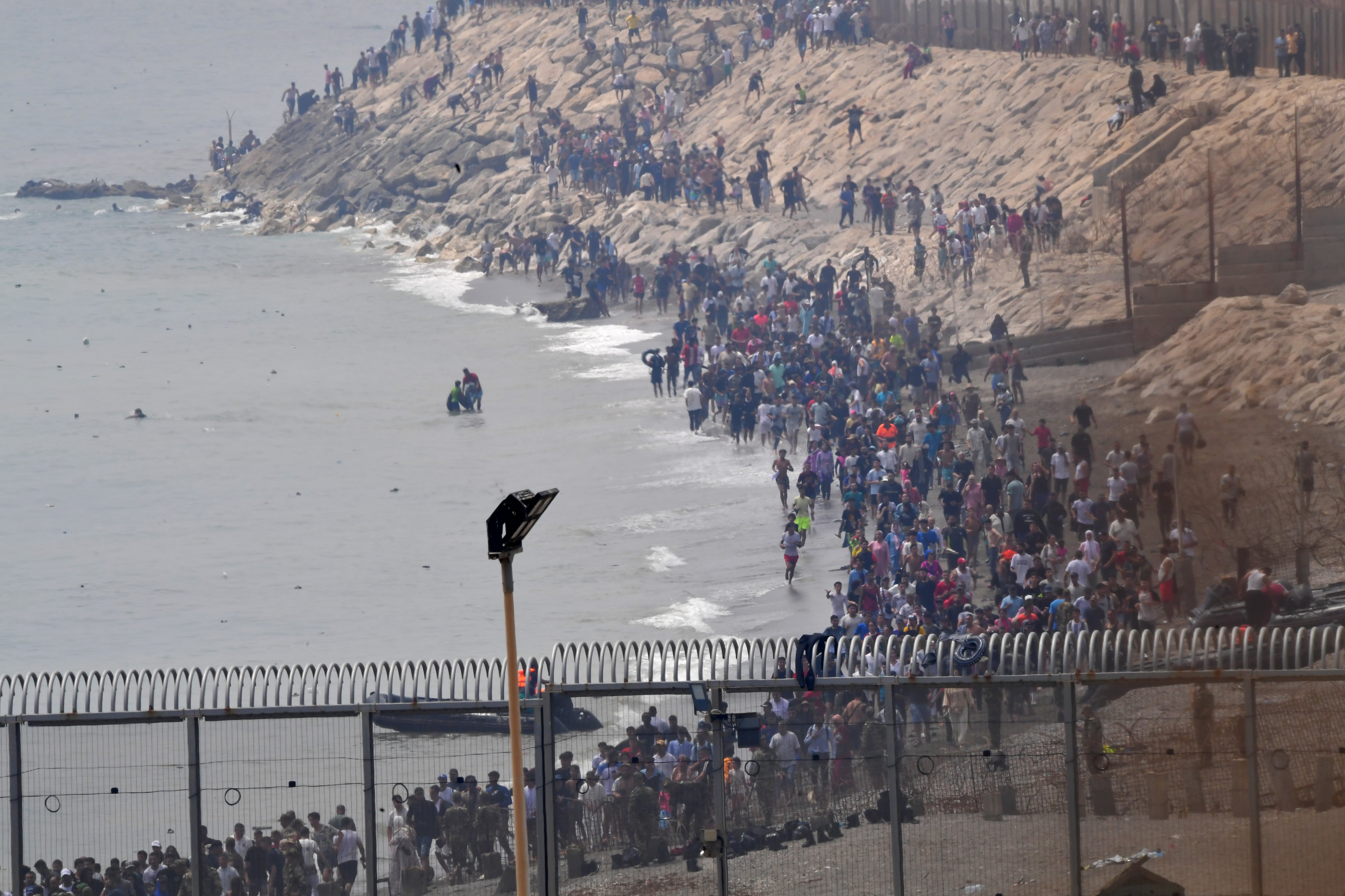 Intelligence services conclude that Rabat allowed and used the human surge over Ceuta, but did not plan it.