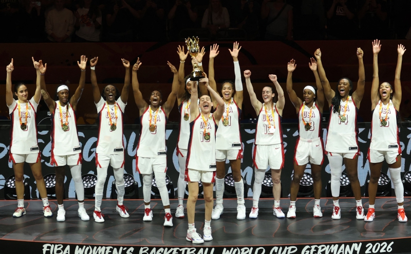 US fight off spirited France to win 12th World Cup