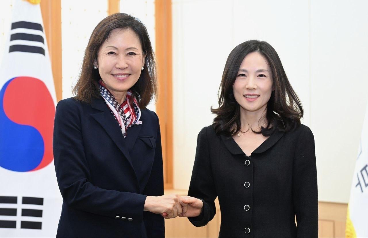 US ambassador, Seoul's vice FM discuss implementation of summit agreements