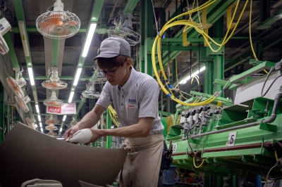 Producer price gains maintain pressure on businesses as BOJ mulls rate path