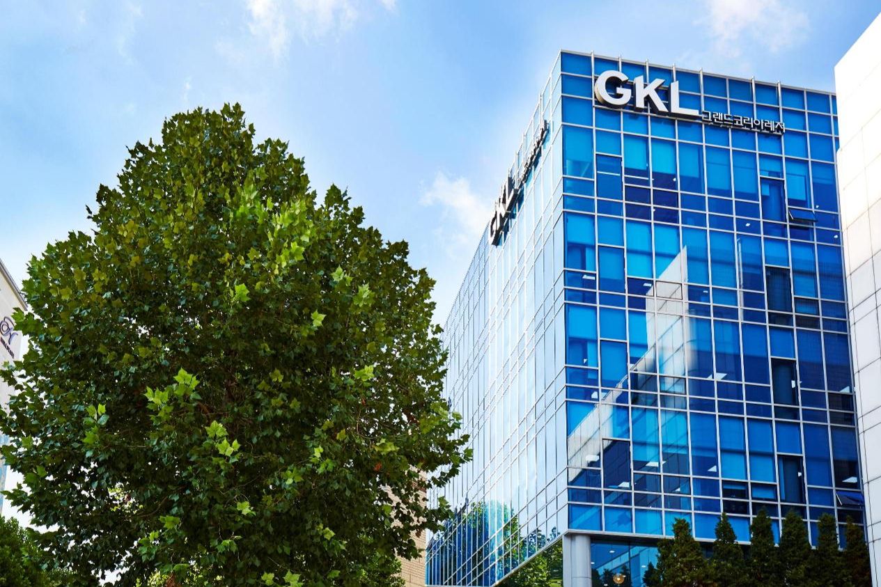 GKL donates $20,000 via Red Cross to aid Nepal flood victims