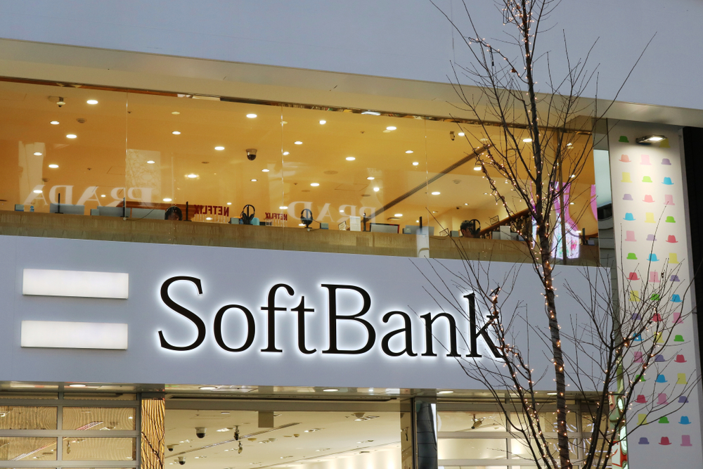 SoftBank shares fell 13% as OpenAI, Anthropic urge caution