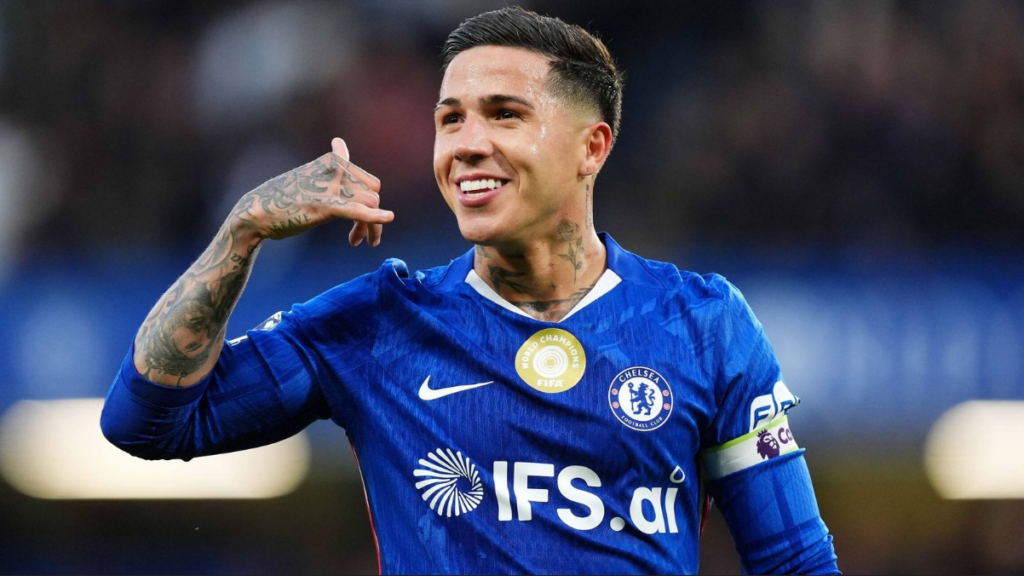 Chelsea set Friday deadline over £120m Fernandez