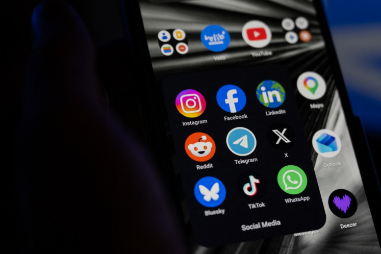 France submits new proposal to ban social media for under-15s