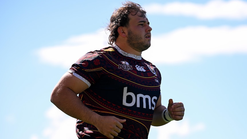 Hulking prop set to be 1,000th Wallaby as Kiss reshuffles deck