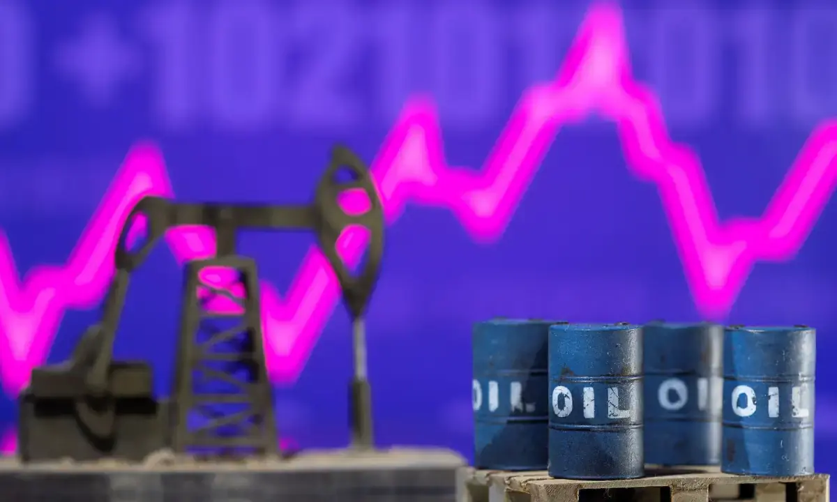 Oil prices up nearly 3pc, with brent crude above $107 following new strikes on Saudi Arabia, Strait of Hormuz