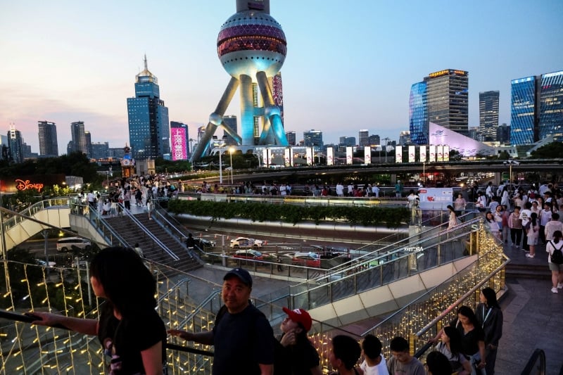 China bank loans rise less than expected in August after July slump