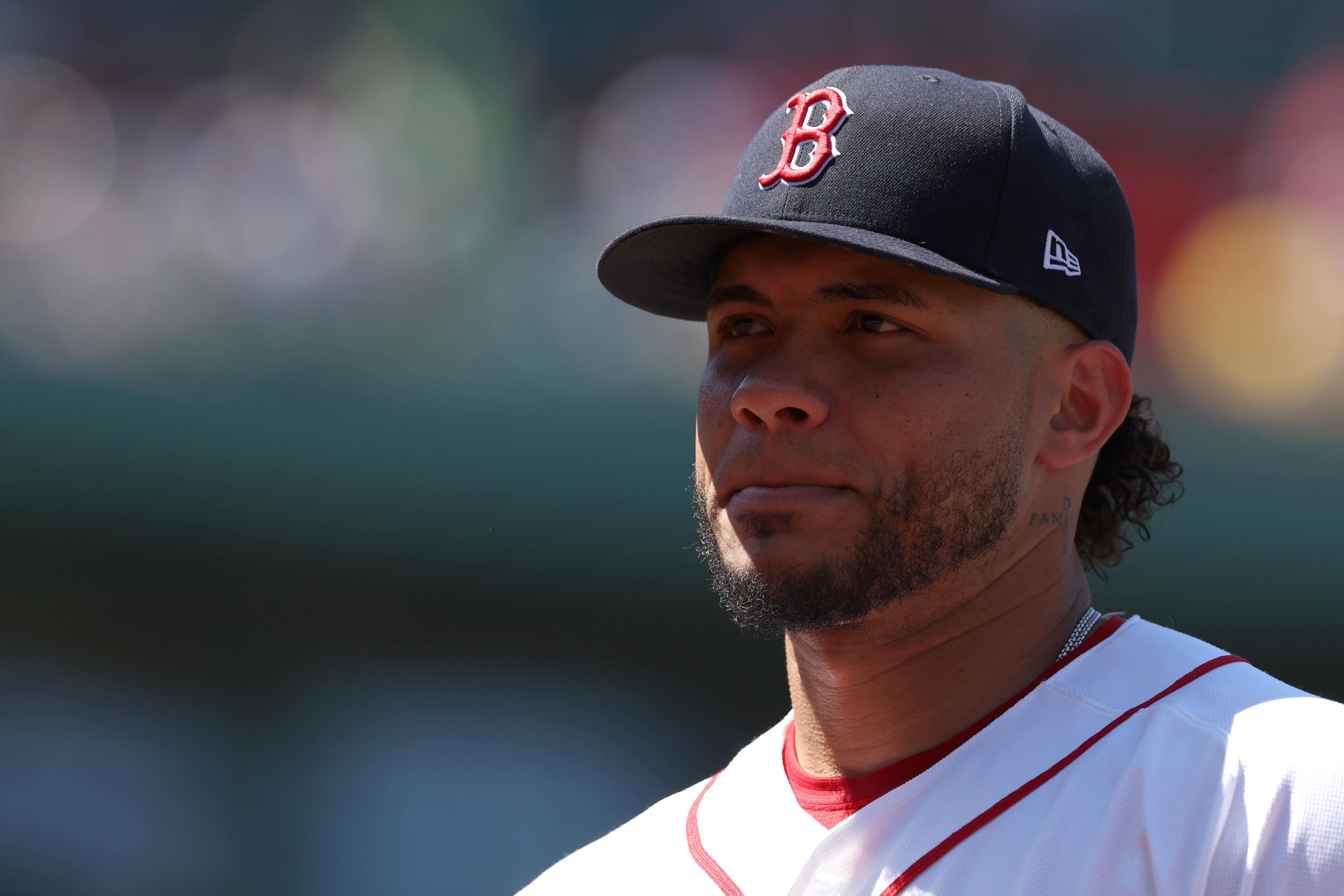Red Sox Slugger Willson Contreras Enrages Fans With In-Game Protest