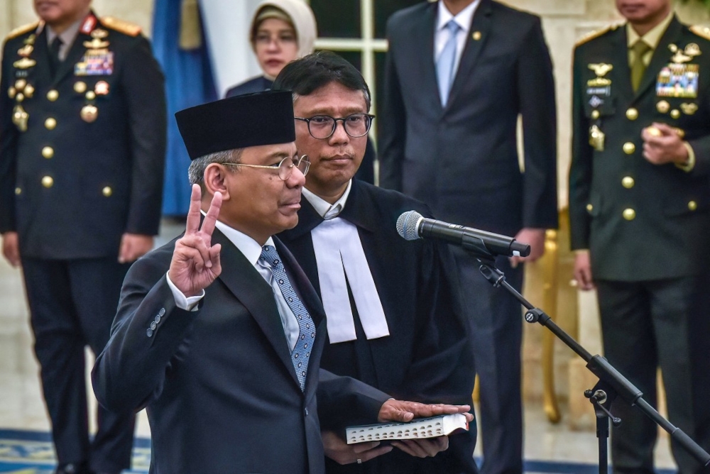 Prabowo ousts Indonesia finance chief, promotes deputy in latest shakeup