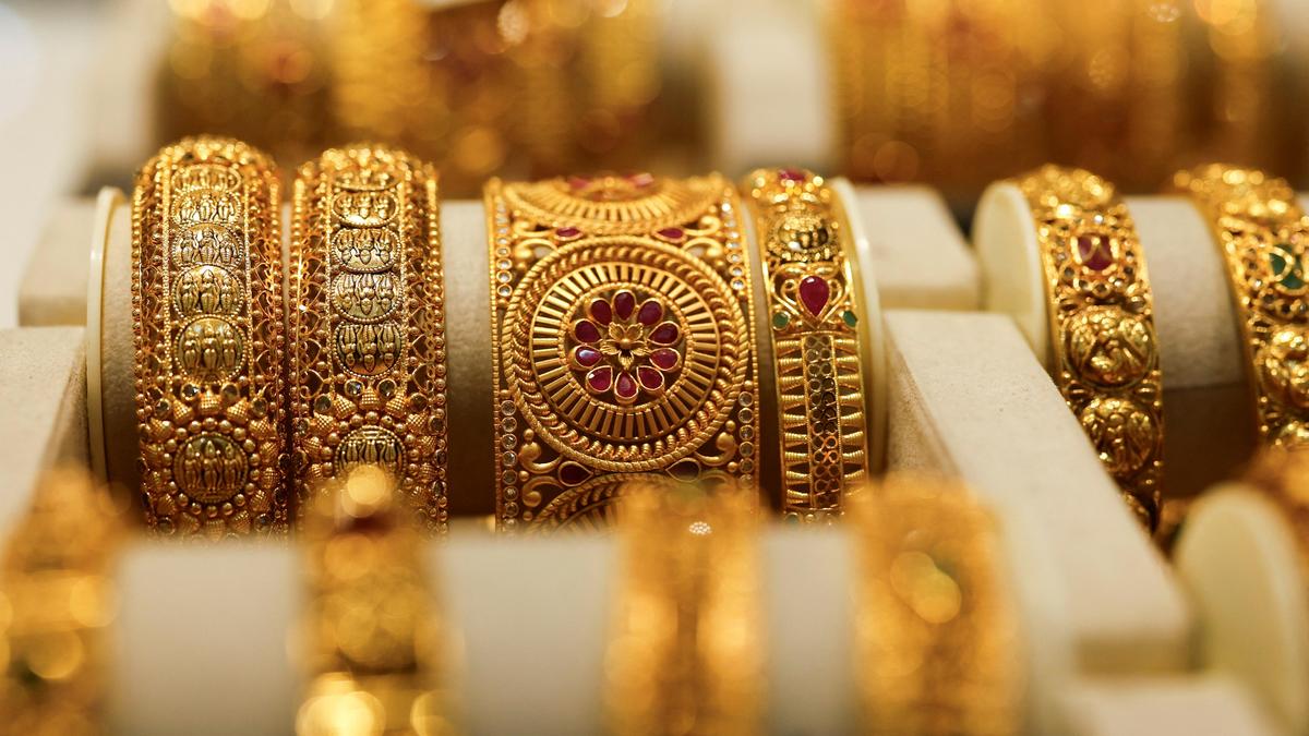 Gold Rate Today, Aug 13: Gold prices down in Delhi, Mumbai, Kolkata, Bengaluru, Ahmedabad