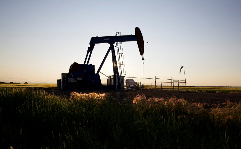 Oil prices continue surge, rising 3pct amid Saudi pipeline outage after attack