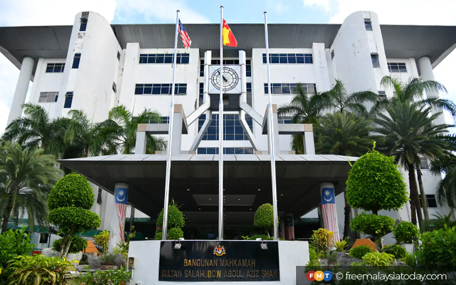 Teen ordered to enter defence in Bandar Utama school murder case