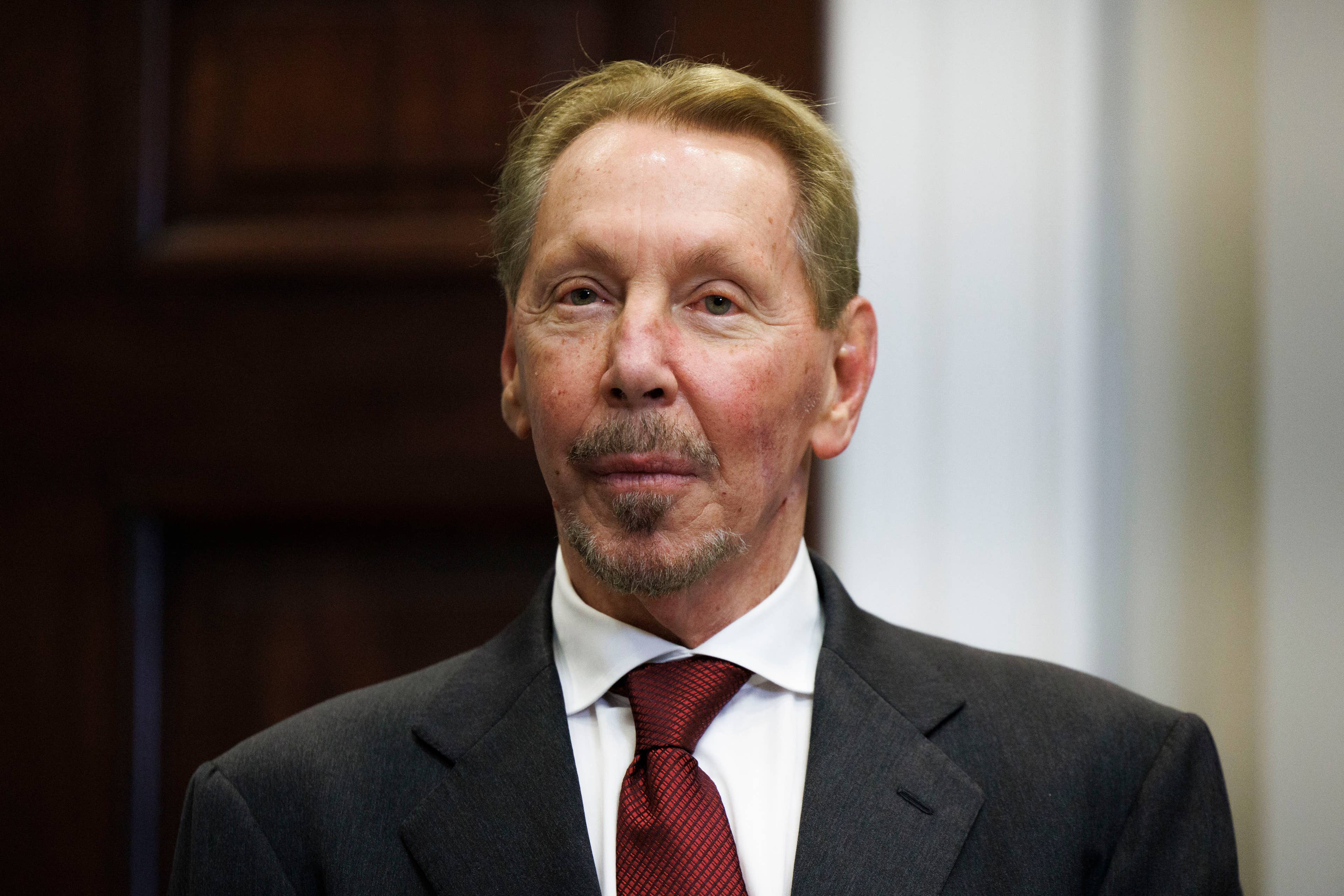 Oracle’s $664 billion backlog sends a signal to Dell, HPE