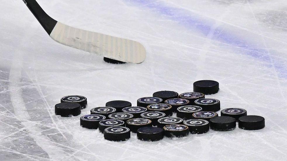 Storm call off game after 'technical issue with ice'