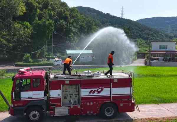 Fire Engines, Military Vehicles Deployed to Fight Drought in S. Gyeongsang Province