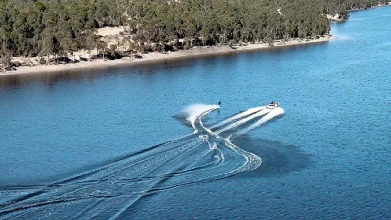 Australian coal mine became a lake holding about 30 billion litres of water
