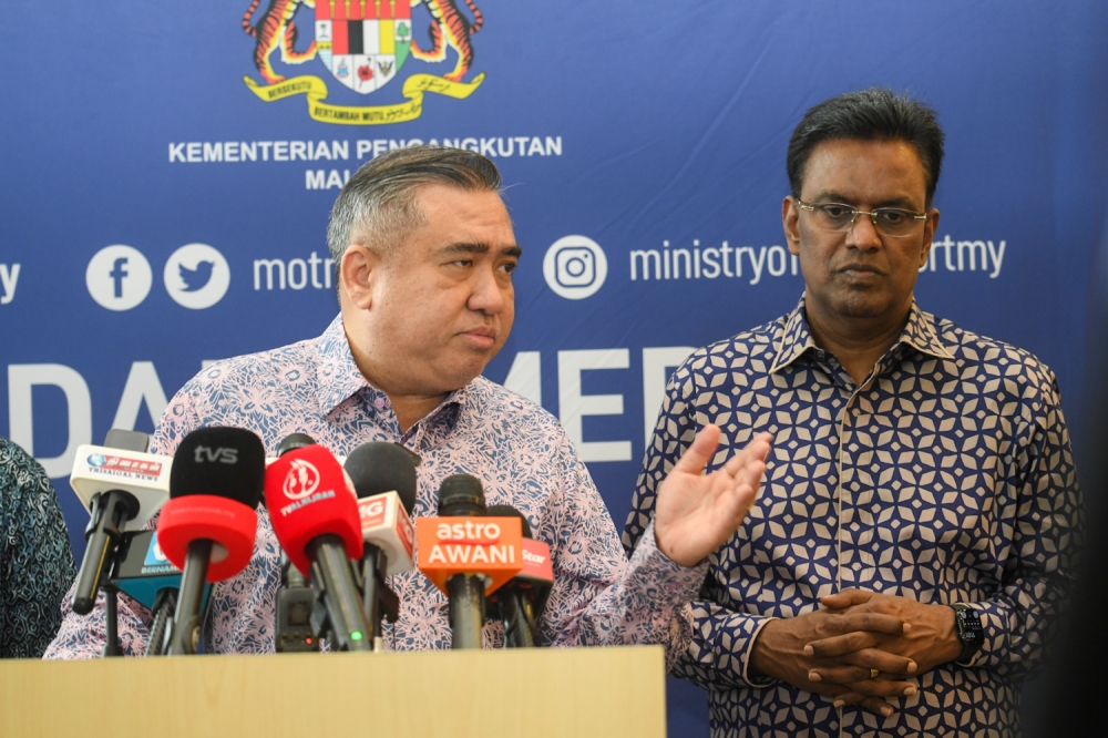 ‘I am very relaxed’: Loke dismisses talk of final ministry assembly before DAP congress decision