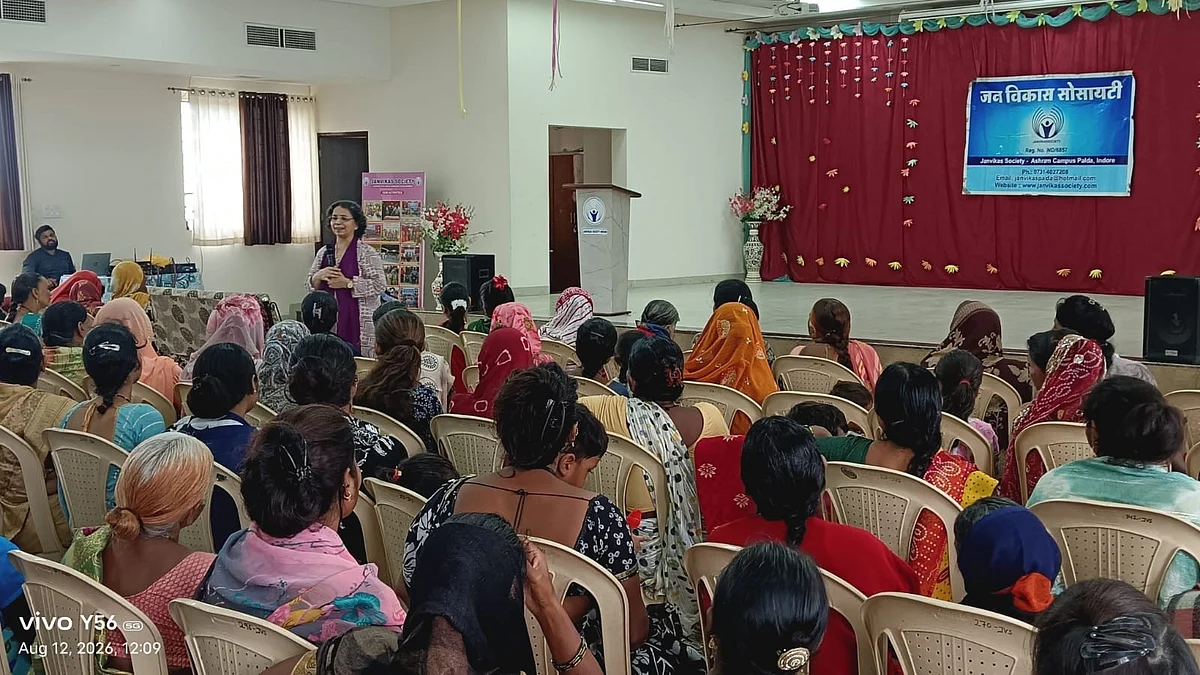 Indore Programme Educates 400 Women On Legal Rights, Domestic Violence And Cybercrime