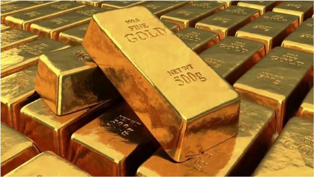 Gold rises 1% in spot trading, hits two-month high