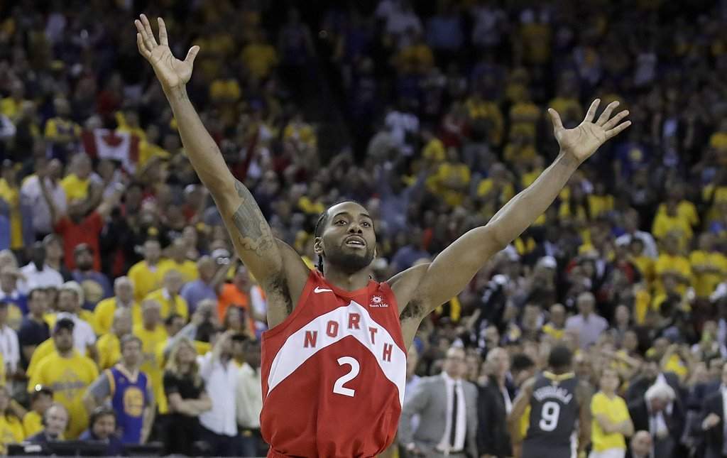 Reports: Kawhi Leonard trade moving ahead