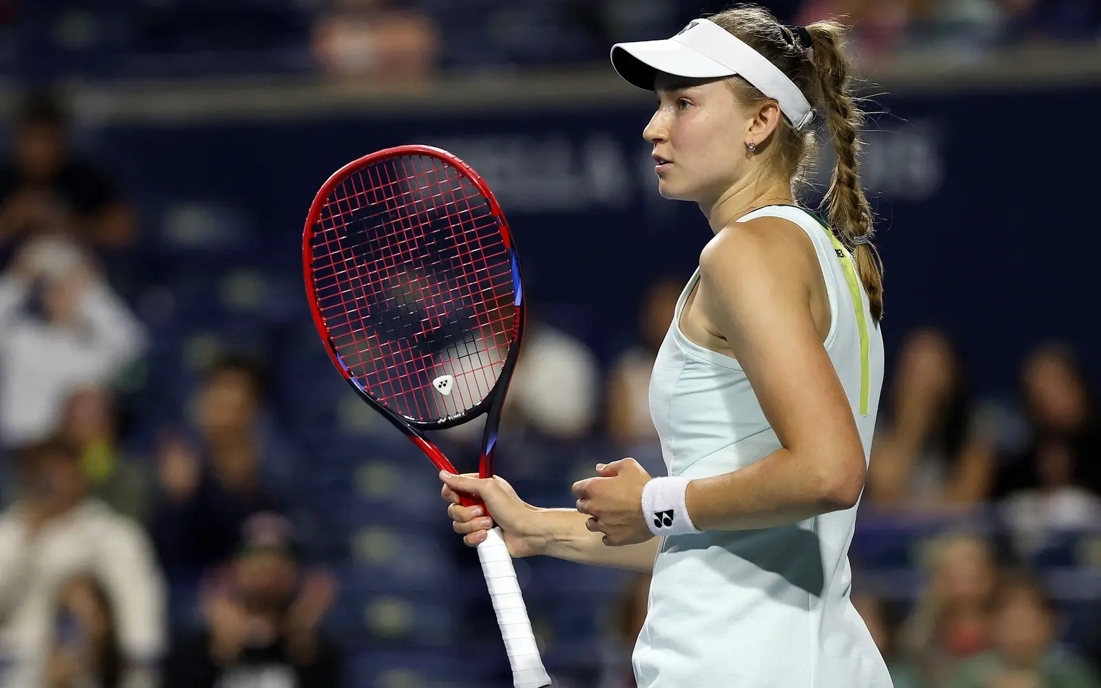 Rybakina beats Gauff to book Toronto title clash with Swiatek