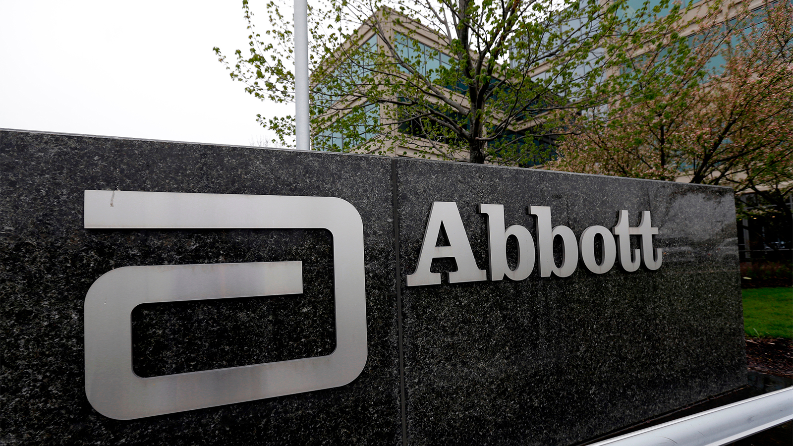 Abbott Agrees to Settlement Over Closure of Largest U.S. Baby Formula Plant