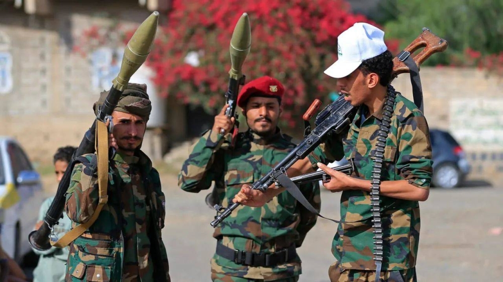Houthis claim new attacks on Saudi, advance on Bab al-Mandeb
