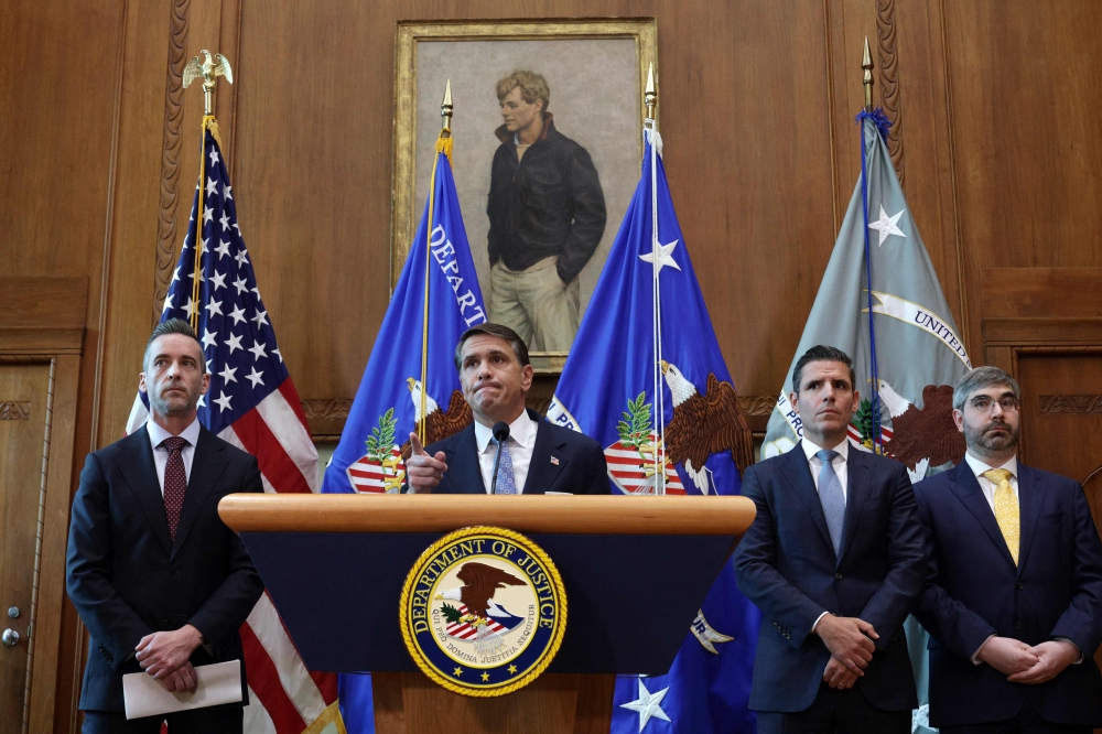 US busts sham marriage ring behind 1,000 fake unions, arrests 11