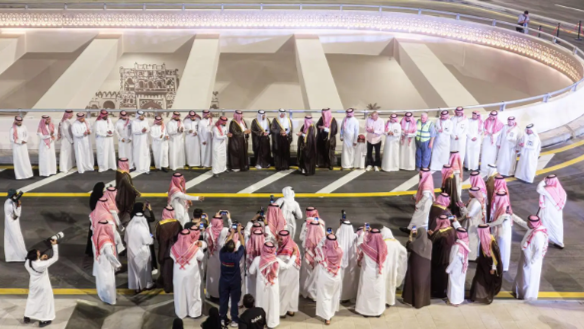 Al-Ahsa governor inaugurates King Abdullah-Riyadh Road intersection project