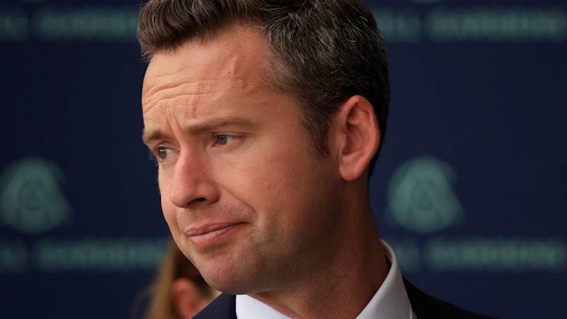Bott looks for Epsom pointer with comeback galloper