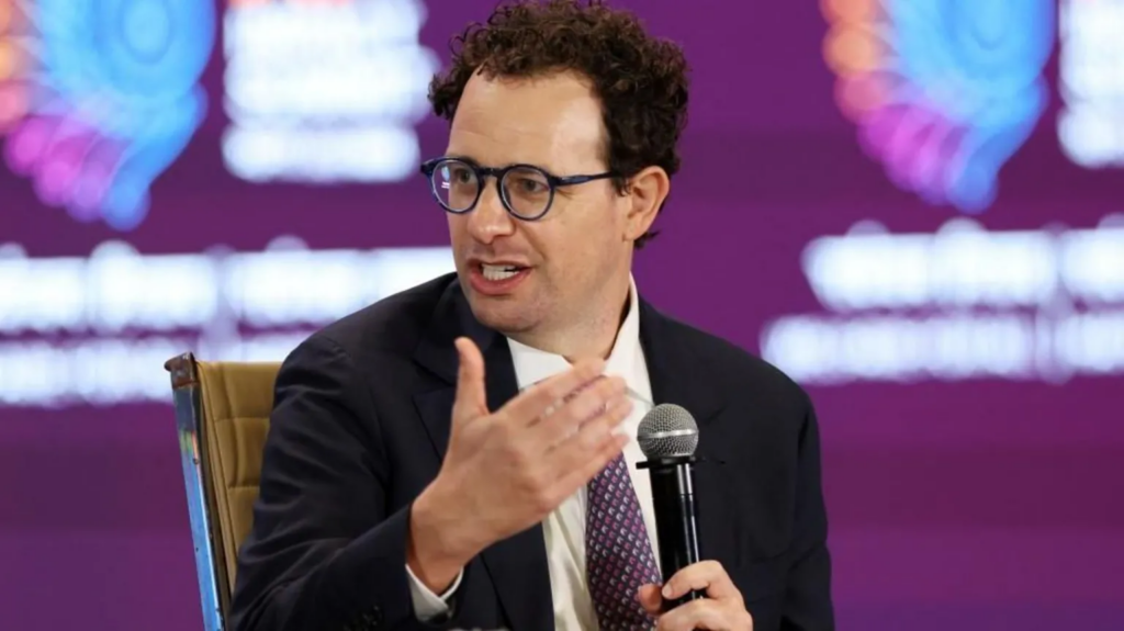 AI ‘kill switch’ may need to be mandatory, Anthropic co-founder says