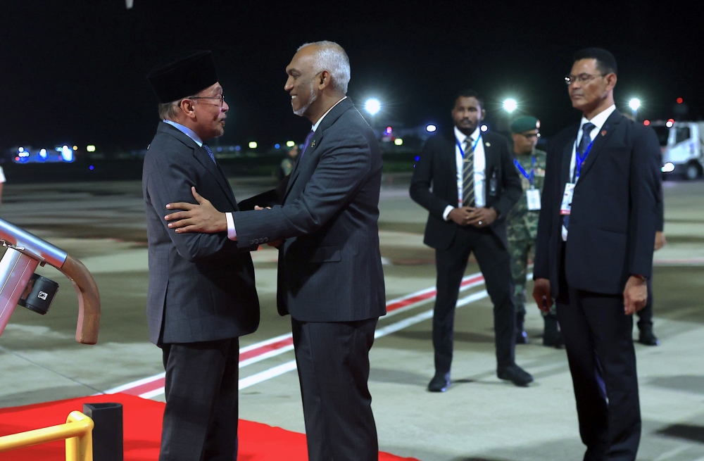 Anwar arrives in Maldives for two-day official visit to strengthen bilateral ties