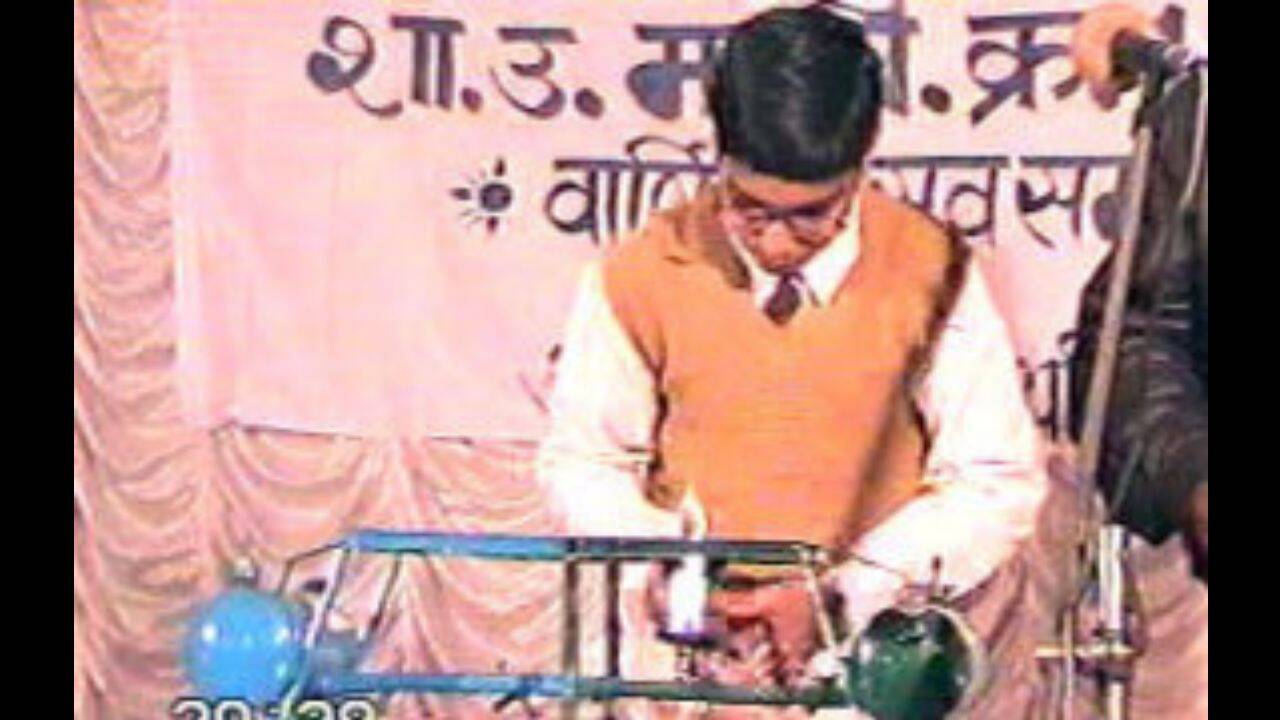 16-year-old's kerosene-water stove wins science prize